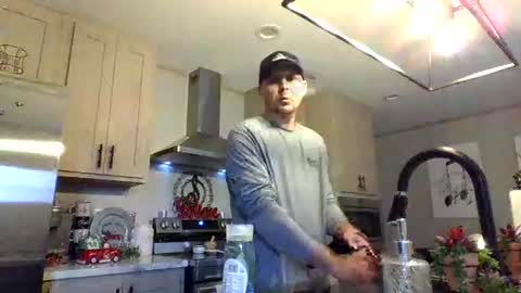 Snapshot of valvenus101 chatting on December 2025 06:14:03 PM Val Venus online show from December 2025 06:14:03 PM