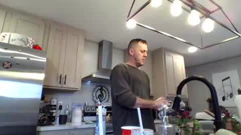 Snapshot of valvenus101 chatting on February 2026 05:00:02 PM Val Venus online show from February 2026 05:00:02 PM