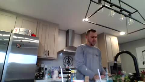 Snapshot of valvenus101 chatting on March 2026 04:24:01 PM Val Venus online show from March 2026 04:24:01 PM