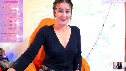 Snapshot of valysexybarbie chatting on January 2025 10:02:01 AM valentina online show from January 2025 10:02:01 AM