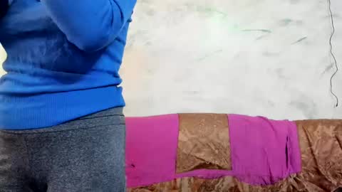 Snapshot of valysexybarbie chatting on February 2025 08:29:02 AM valentina online show from February 2025 08:29:02 AM