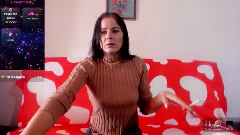 Snapshot of valysexybarbie chatting on October 2025 07:59:02 AM valentina online show from October 2025 07:59:02 AM