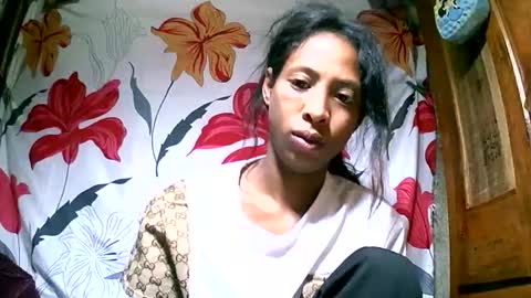 valysexyhot online show from April 2026 03:12:01 AM