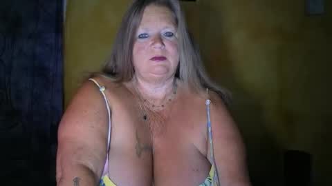 vampwoman online show from April 2026 06:32:01 AM