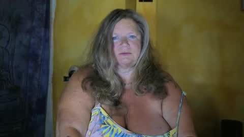 Snapshot of vampwoman chatting on May 2026 07:26:02 AM vampwoman online show from May 2026 07:26:02 AM