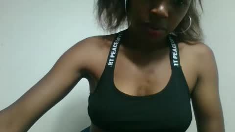 Snapshot of vanafiry chatting on March 2026 07:25:01 AM vanafiry online show from March 2026 07:25:01 AM