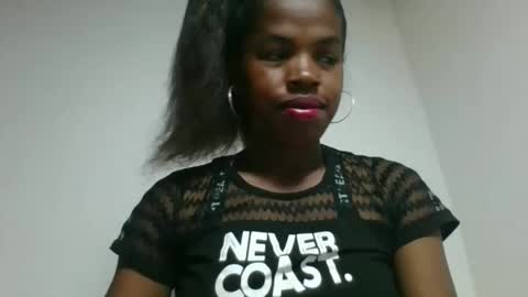 Snapshot of vanafiry chatting on March 2026 03:35:02 AM vanafiry online show from March 2026 03:35:02 AM