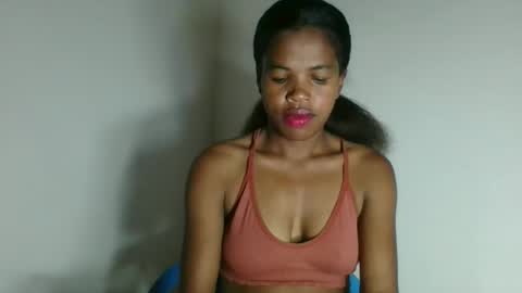 Snapshot of vanafiry chatting on March 2026 04:18:01 AM vanafiry online show from March 2026 04:18:01 AM