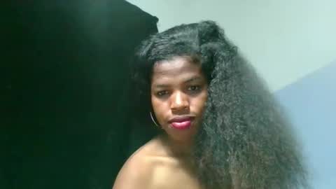 Snapshot of vanafiry chatting on April 2026 06:31:02 AM vanafiry online show from April 2026 06:31:02 AM