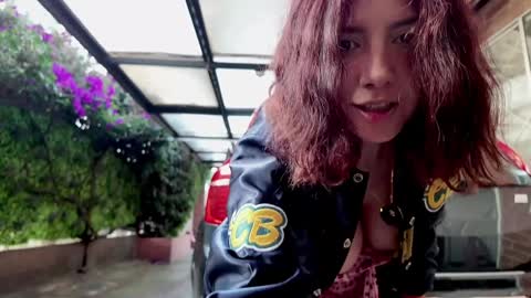 vanessa online show from February 2026 11:42:01 AM