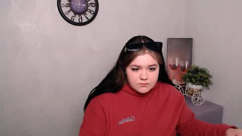 Vanda online show from March 2025 04:17:01 PM