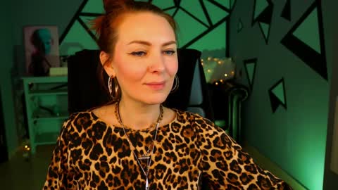 Snapshot of vandarossi chatting on December 2024 08:20:01 AM Vanda online show from December 2024 08:20:01 AM