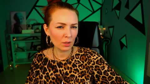 Snapshot of vandarossi chatting on December 2024 11:24:02 AM Vanda online show from December 2024 11:24:02 AM