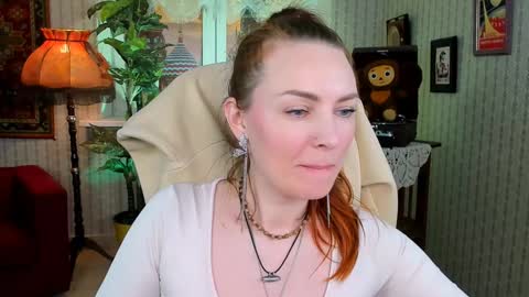 Snapshot of vandarossi chatting on December 2024 04:37:01 PM Vanda online show from December 2024 04:37:01 PM