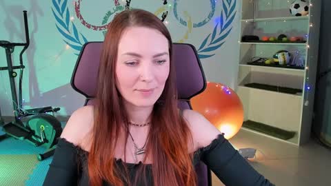 Snapshot of vandarossi chatting on December 2024 04:06:01 PM Vanda online show from December 2024 04:06:01 PM