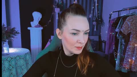 Snapshot of vandarossi chatting on December 2024 11:18:01 AM Vanda online show from December 2024 11:18:01 AM