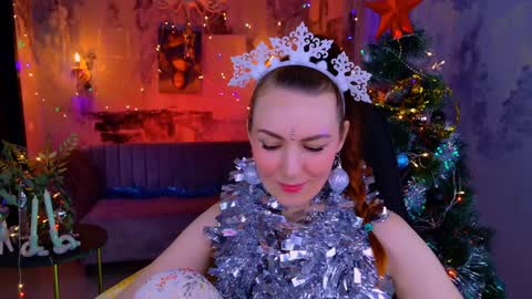 Snapshot of vandarossi chatting on December 2024 08:10:02 AM Vanda online show from December 2024 08:10:02 AM