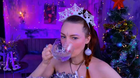 Snapshot of vandarossi chatting on December 2024 02:30:01 PM Vanda online show from December 2024 02:30:01 PM