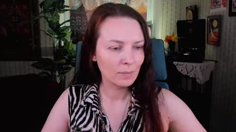 Snapshot of vandarossi chatting on September 2025 10:26:02 AM Vanda online show from September 2025 10:26:02 AM