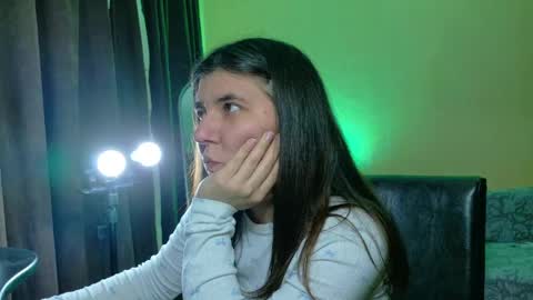 Snapshot of vandifive chatting on May 2026 09:22:02 PM Vandi online show from May 2026 09:22:02 PM