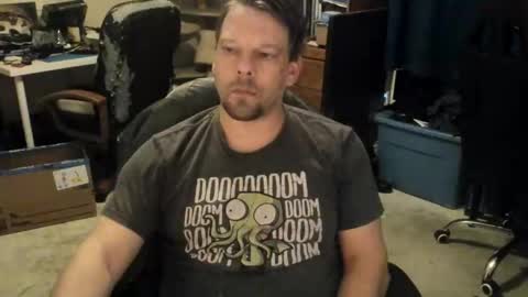 vandonh online show from November 2025 05:39:02 AM