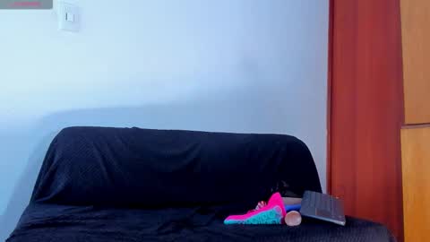 Vanessa online show from October 2025 06:30:02 PM