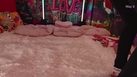 Snapshot of vanessa_love chatting on May 2026 06:46:01 PM Vanessa online show from May 2026 06:46:01 PM