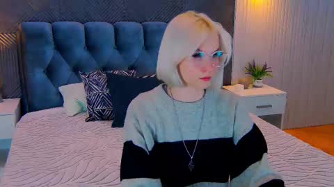 Snapshot of vanessaaustin chatting on February 2026 02:40:02 PM Vanessa online show from February 2026 02:40:02 PM