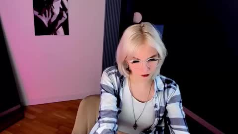 Snapshot of vanessaaustin chatting on February 2026 02:58:01 PM Vanessa online show from February 2026 02:58:01 PM