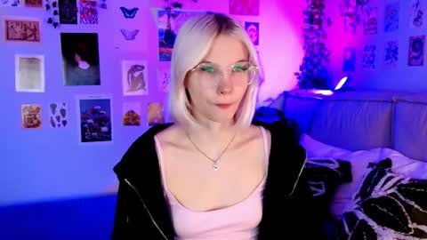 Snapshot of vanessaaustin chatting on May 2026 02:46:01 PM Vanessa online show from May 2026 02:46:01 PM
