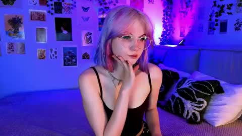 Snapshot of vanessaaustin chatting on May 2026 03:10:01 PM Vanessa online show from May 2026 03:10:01 PM