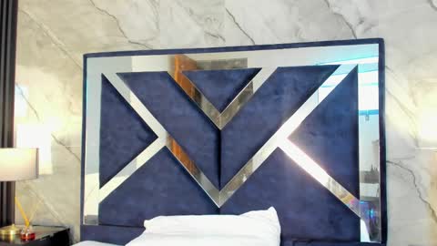 Vanessa Hard online show from January 2026 08:12:01 PM