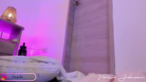 Snapshot of vanessajohnsonn chatting on March 2025 01:15:01 AM vanessajohnsonn online show from March 2025 01:15:01 AM