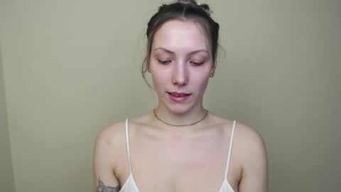 Snapshot of vanessakim_ chatting on February 2026 06:55:02 PM Vanessa online show from February 2026 06:55:02 PM