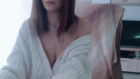 Snapshot of vanessalarahot chatting on March 2025 11:47:02 AM Vanessa online show from March 2025 11:47:02 AM