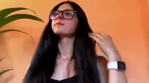 Snapshot of vanessashinex chatting on July 2026 02:18:02 PM VanessaShineX online show from July 2026 02:18:02 PM