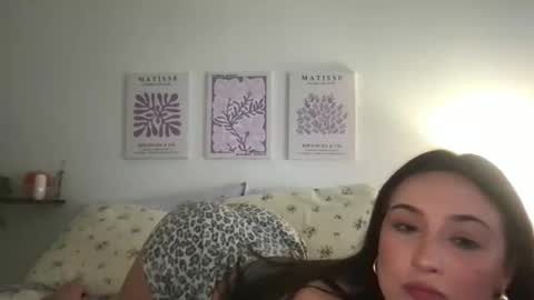 Snapshot of vanessaxgrey chatting on May 2026 04:08:02 AM Vanessa Grey online show from May 2026 04:08:02 AM