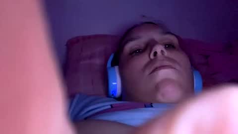 Vanilla Good online show from November 2025 01:05:01 AM