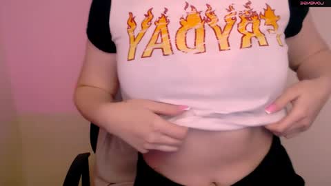 Mia online show from April 2026 06:24:02 PM