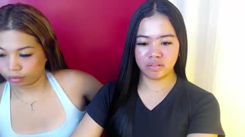 Snapshot of vanillanyra_ chatting on April 2026 05:32:02 PM vanillanyra_ online show from April 2026 05:32:02 PM