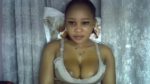 vanillavenus online show from June 2026 03:07:02 PM