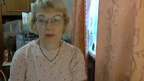 Snapshot of vanillaxcreamy chatting on December 2024 10:39:02 AM Vanillaxcreamy online show from December 2024 10:39:02 AM