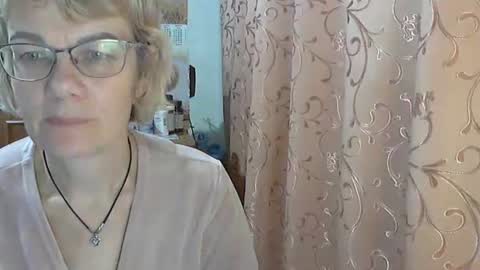 Snapshot of vanillaxcreamy chatting on December 2024 05:32:01 PM Vanillaxcreamy online show from December 2024 05:32:01 PM