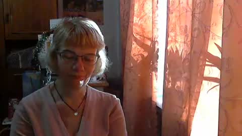 Snapshot of vanillaxcreamy chatting on December 2024 12:23:02 PM Vanillaxcreamy online show from December 2024 12:23:02 PM