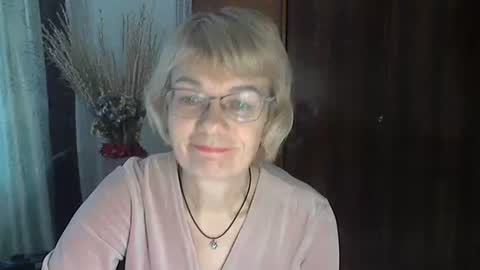 Snapshot of vanillaxcreamy chatting on December 2024 09:27:01 AM Vanillaxcreamy online show from December 2024 09:27:01 AM
