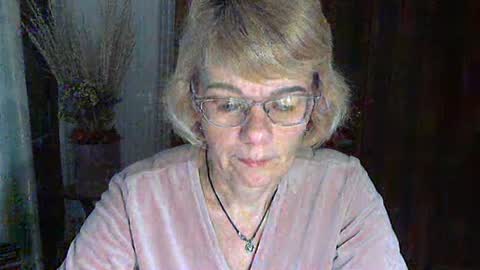 Snapshot of vanillaxcreamy chatting on January 2025 01:47:01 PM Vanillaxcreamy online show from January 2025 01:47:01 PM