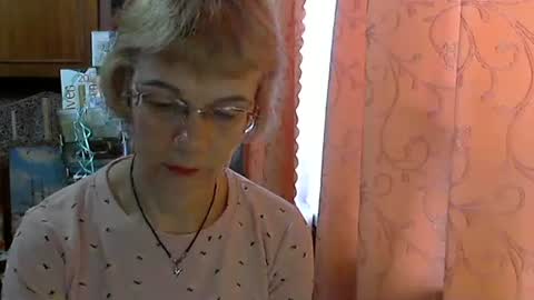 Snapshot of vanillaxcreamy chatting on February 2025 09:57:02 AM Vanillaxcreamy online show from February 2025 09:57:02 AM