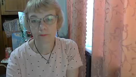 Snapshot of vanillaxcreamy chatting on February 2025 12:06:02 PM Vanillaxcreamy online show from February 2025 12:06:02 PM