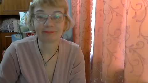 Snapshot of vanillaxcreamy chatting on February 2025 09:27:01 AM Vanillaxcreamy online show from February 2025 09:27:01 AM