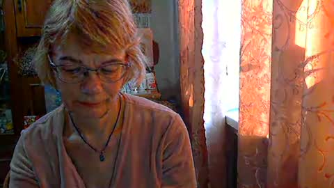 Snapshot of vanillaxcreamy chatting on February 2025 02:14:02 PM Vanillaxcreamy online show from February 2025 02:14:02 PM